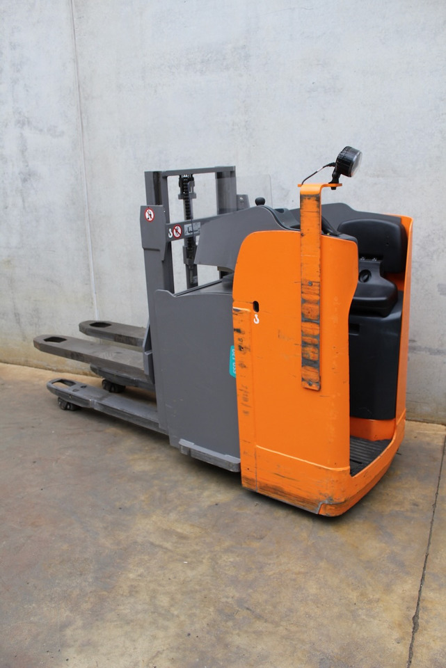 Jungheinrich ESD 120 166 ZT - Stapelaar: afbeelding 1 Jungheinrich ESD 120 166 ZT - Stapelaar: afbeelding 1