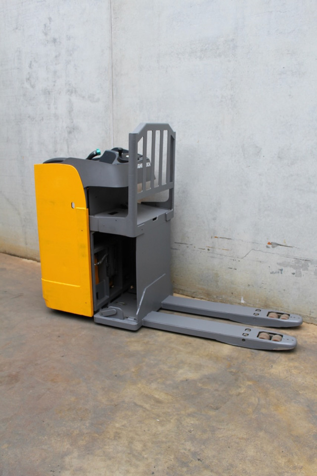 Jungheinrich ESE 120 - Palletwagen: afbeelding 4 Jungheinrich ESE 120 - Palletwagen: afbeelding 4