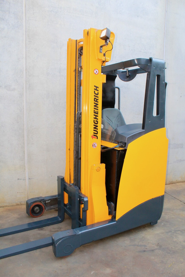 Jungheinrich ETV 110 560 DZ - Reach truck: afbeelding 3 Jungheinrich ETV 110 560 DZ - Reach truck: afbeelding 3