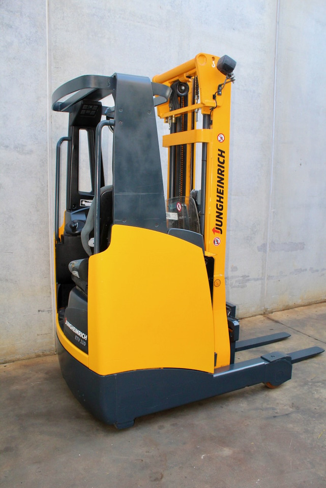 Jungheinrich ETV 110 560 DZ - Reach truck: afbeelding 2 Jungheinrich ETV 110 560 DZ - Reach truck: afbeelding 2
