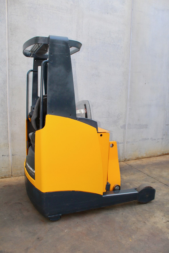 Jungheinrich ETV 214 872 DZ - Reach truck: afbeelding 2 Jungheinrich ETV 214 872 DZ - Reach truck: afbeelding 2