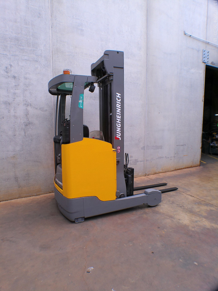 Jungheinrich ETV 216 650 DZ - Reach truck: afbeelding 2 Jungheinrich ETV 216 650 DZ - Reach truck: afbeelding 2