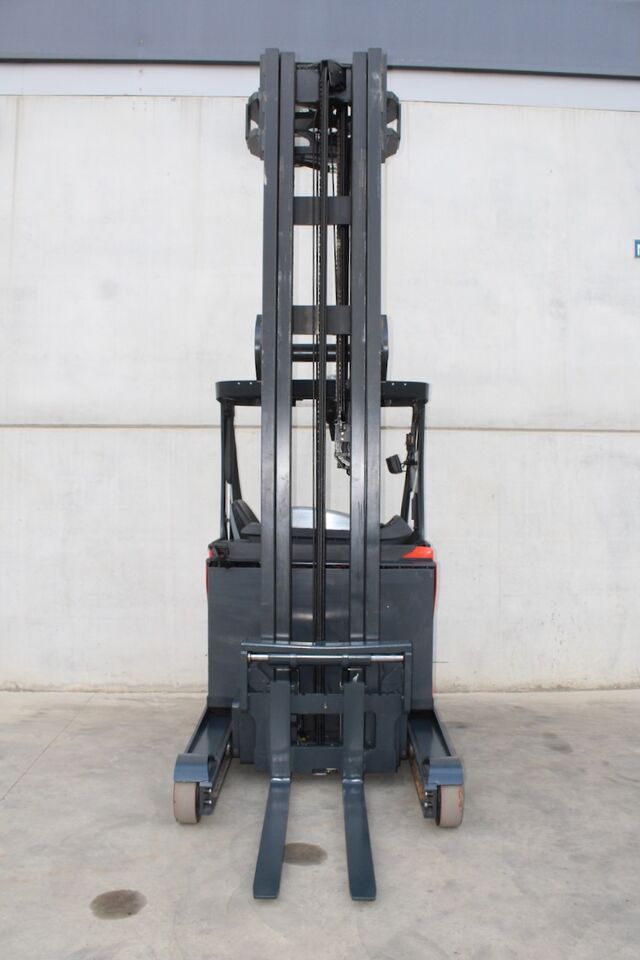 Linde R16HD - Reach truck: afbeelding 5 Linde R16HD - Reach truck: afbeelding 5