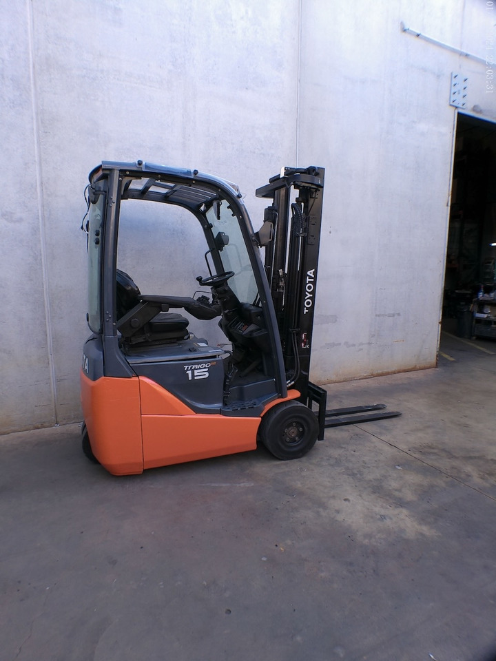 Toyota 8FBE15T - Elektrische heftruck: afbeelding 2 Toyota 8FBE15T - Elektrische heftruck: afbeelding 2