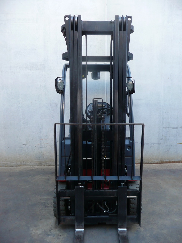 Toyota 8FBE16T - Elektrische heftruck: afbeelding 5 Toyota 8FBE16T - Elektrische heftruck: afbeelding 5