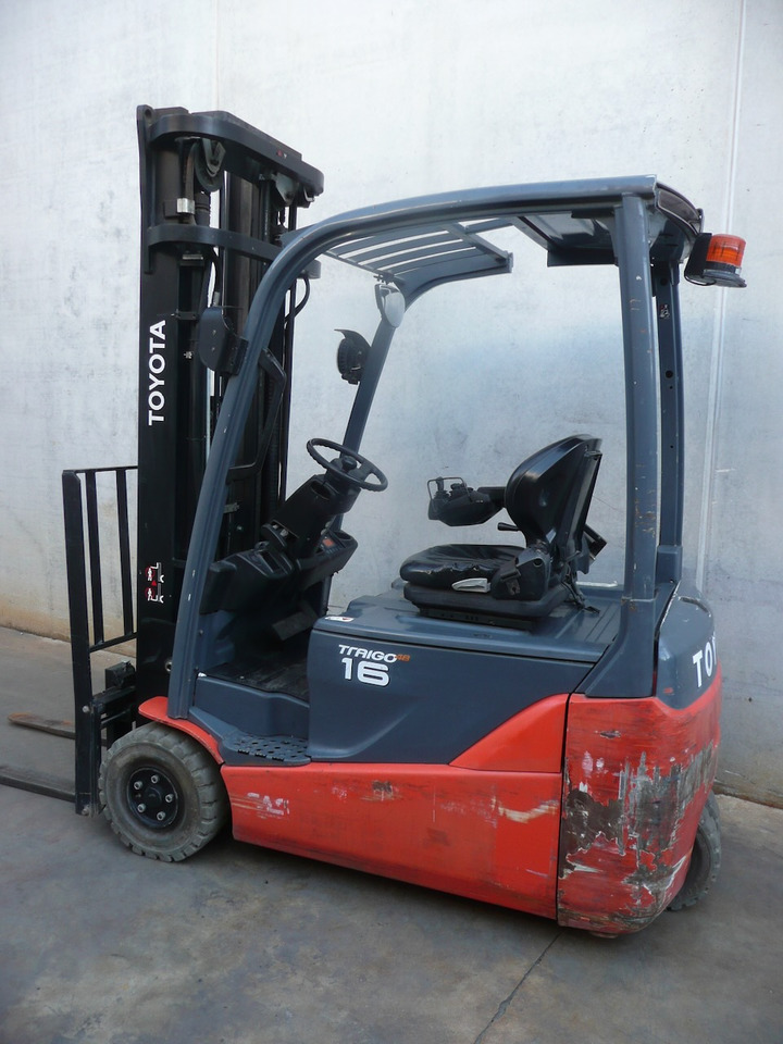 Toyota 8FBE16T - Elektrische heftruck: afbeelding 4 Toyota 8FBE16T - Elektrische heftruck: afbeelding 4