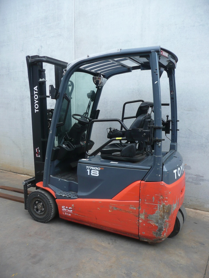 Toyota 8FBE18T - Elektrische heftruck: afbeelding 4 Toyota 8FBE18T - Elektrische heftruck: afbeelding 4