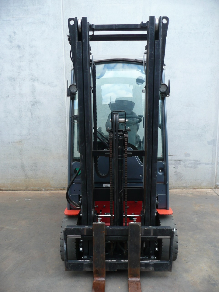 Toyota 8FBE18T - Elektrische heftruck: afbeelding 5 Toyota 8FBE18T - Elektrische heftruck: afbeelding 5