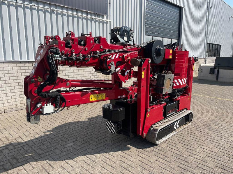 Hoeflon C 10 SOLD - Minikraan: afbeelding 2 Hoeflon C 10 SOLD - Minikraan: afbeelding 2