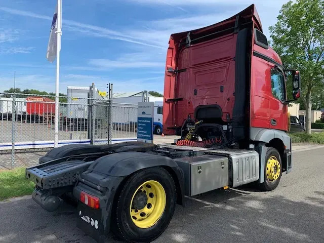 Mercedes-Benz Actros 1840 Euro 6 streamspace APK 18-12-2025 - Trekker: afbeelding 5 Mercedes-Benz Actros 1840 Euro 6 streamspace APK 18-12-2025 - Trekker: afbeelding 5