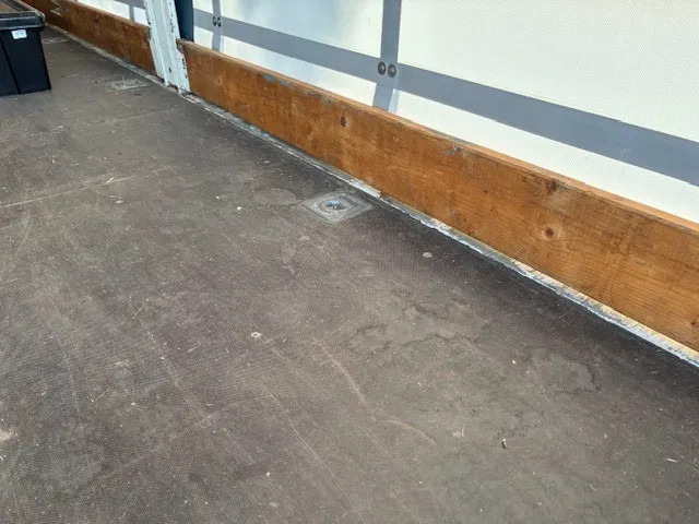 Gesloten oplegger Verem 2 axle trailer combi Closed Box and curtain slider MOT 01-2026: afbeelding 12 Gesloten oplegger Verem 2 axle trailer combi Closed Box and curtain slider MOT 01-2026: afbeelding 12