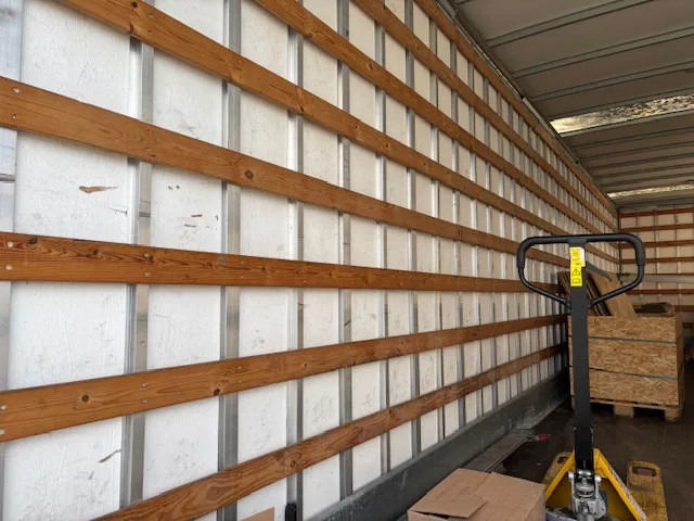 Gesloten oplegger Verem 2 axle trailer combi Closed Box and curtain slider MOT 01-2026: afbeelding 9 Gesloten oplegger Verem 2 axle trailer combi Closed Box and curtain slider MOT 01-2026: afbeelding 9