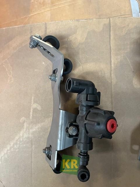 25 cm doppen Kverneland - Veldspuit: afbeelding 2 25 cm doppen Kverneland - Veldspuit: afbeelding 2