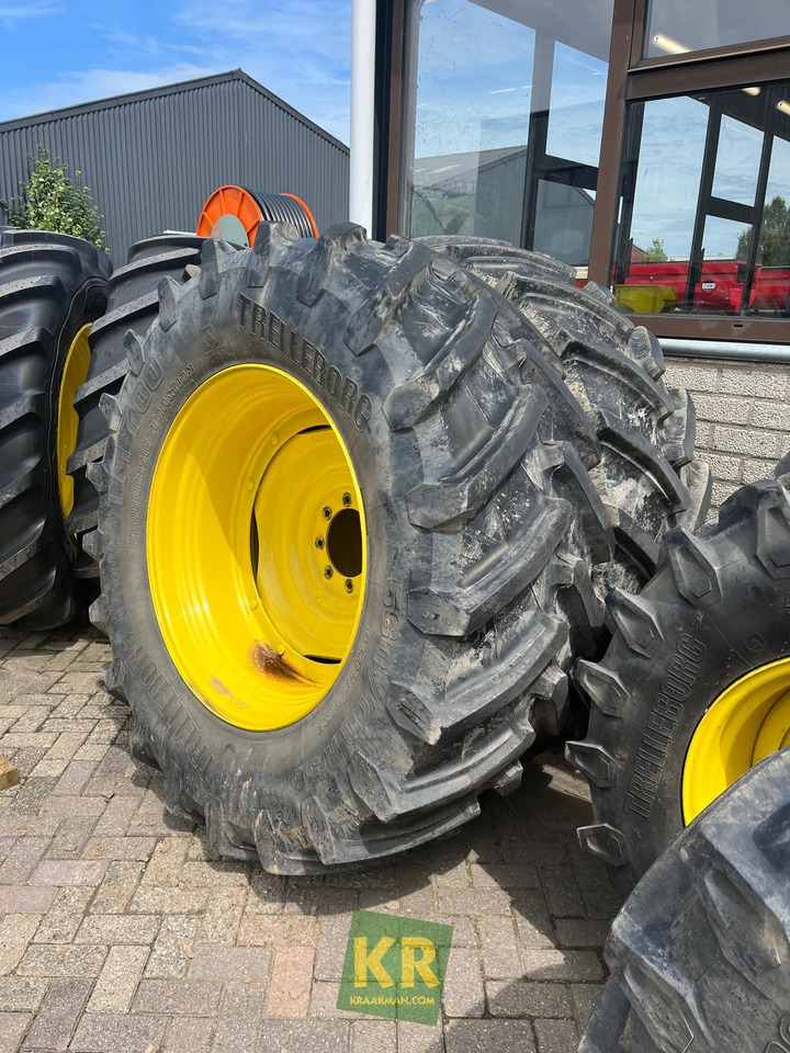 580/70r38 en 540/65r28 Trelleborg op wiel Trelleborg - Band voor Landbouwmachine: afbeelding 1 580/70r38 en 540/65r28 Trelleborg op wiel Trelleborg - Band voor Landbouwmachine: afbeelding 1