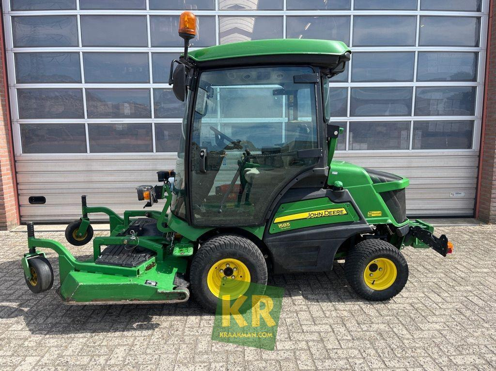John Deere 1585 - Gazonmaaier: afbeelding 1 John Deere 1585 - Gazonmaaier: afbeelding 1