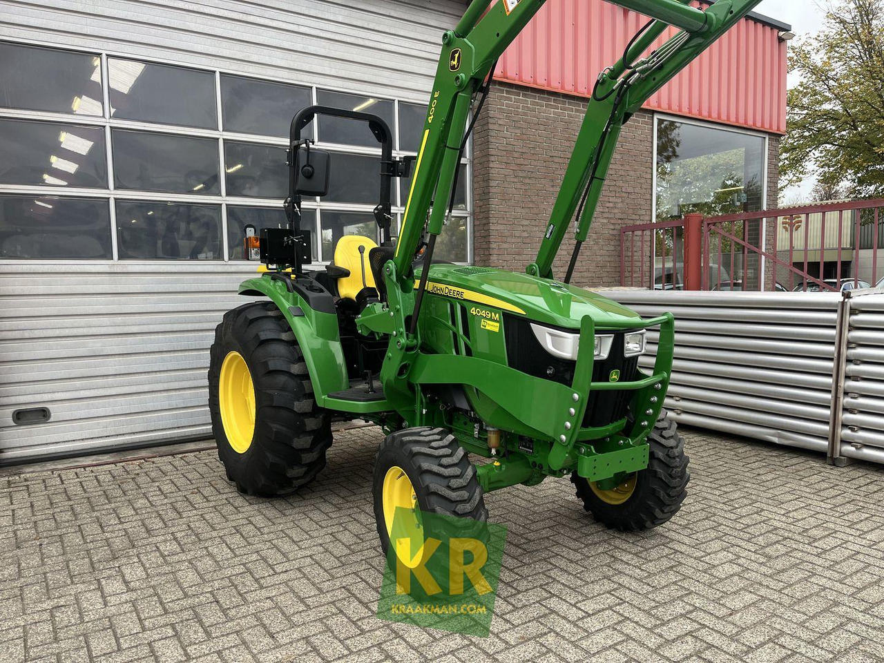 John Deere 4049M - Mini tractor: afbeelding 2 John Deere 4049M - Mini tractor: afbeelding 2