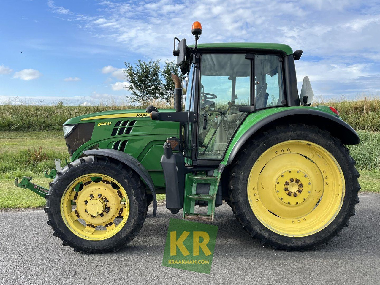 John Deere 6125M - Tractor: afbeelding 2 John Deere 6125M - Tractor: afbeelding 2