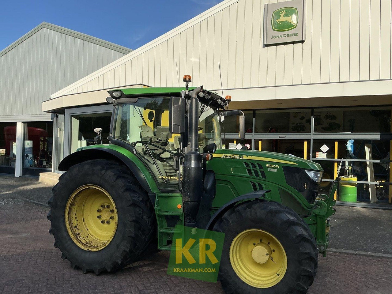 John Deere 6130R - Tractor: afbeelding 2 John Deere 6130R - Tractor: afbeelding 2