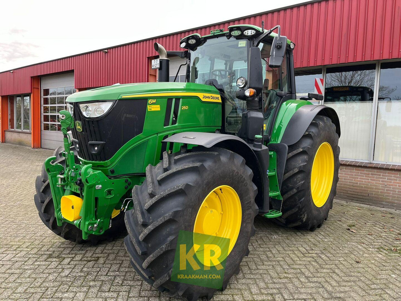 John Deere 6M 250 - Tractor: afbeelding 2 John Deere 6M 250 - Tractor: afbeelding 2