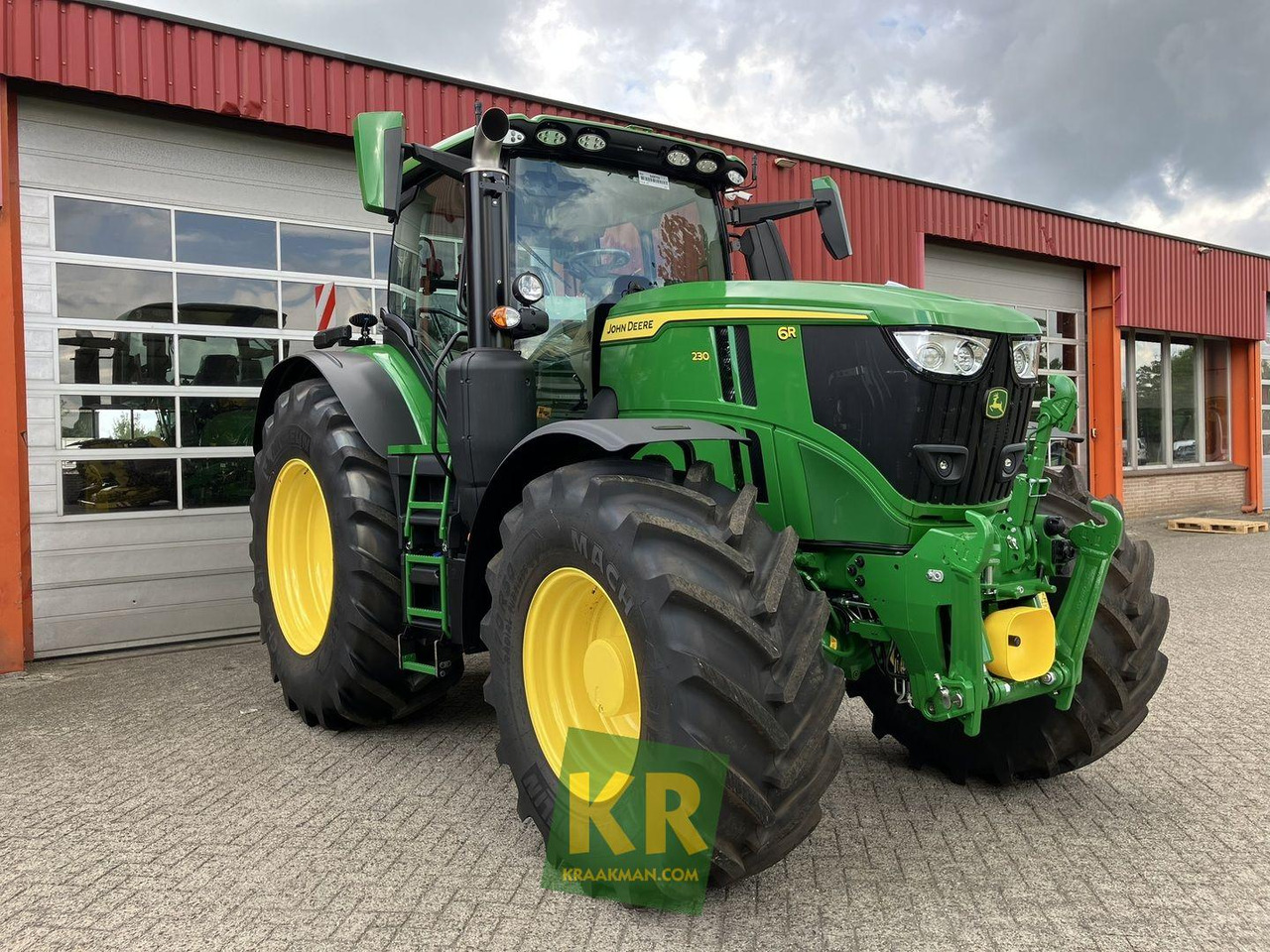 John Deere 6R 230 - Tractor: afbeelding 2 John Deere 6R 230 - Tractor: afbeelding 2