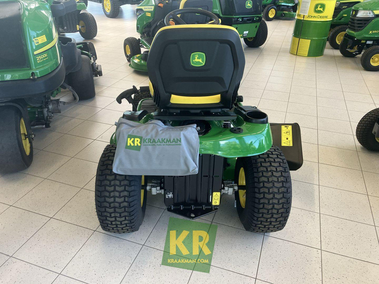 Nieuw Gazonmaaier John Deere X127: afbeelding 6