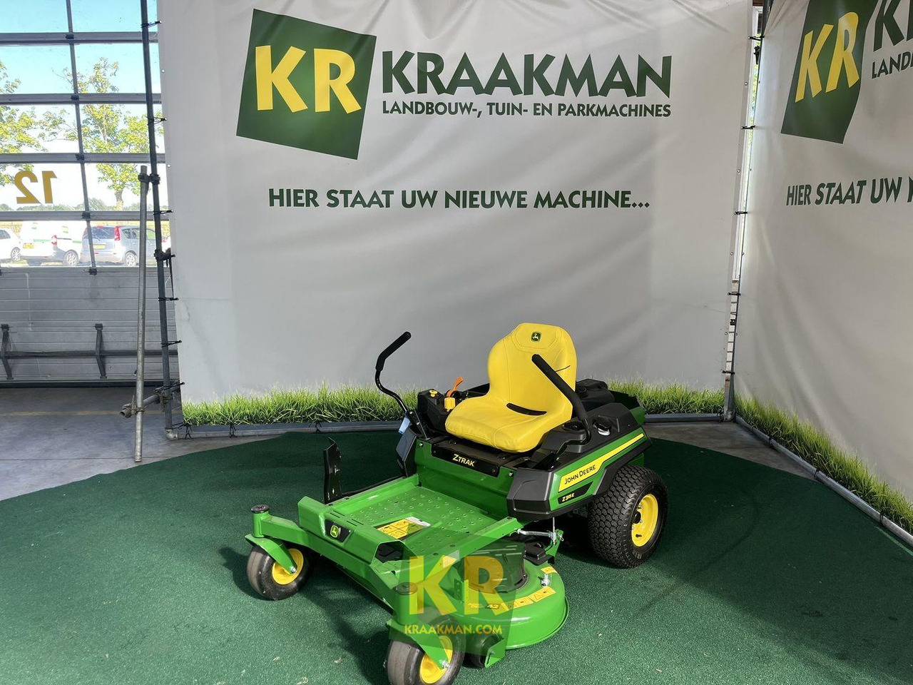 John Deere Z315E Zeroturn maaier - Gazonmaaier: afbeelding 1 John Deere Z315E Zeroturn maaier - Gazonmaaier: afbeelding 1