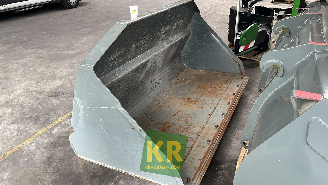 Kramer Voorzetstukken - Voorladerbak: afbeelding 2 Kramer Voorzetstukken - Voorladerbak: afbeelding 2