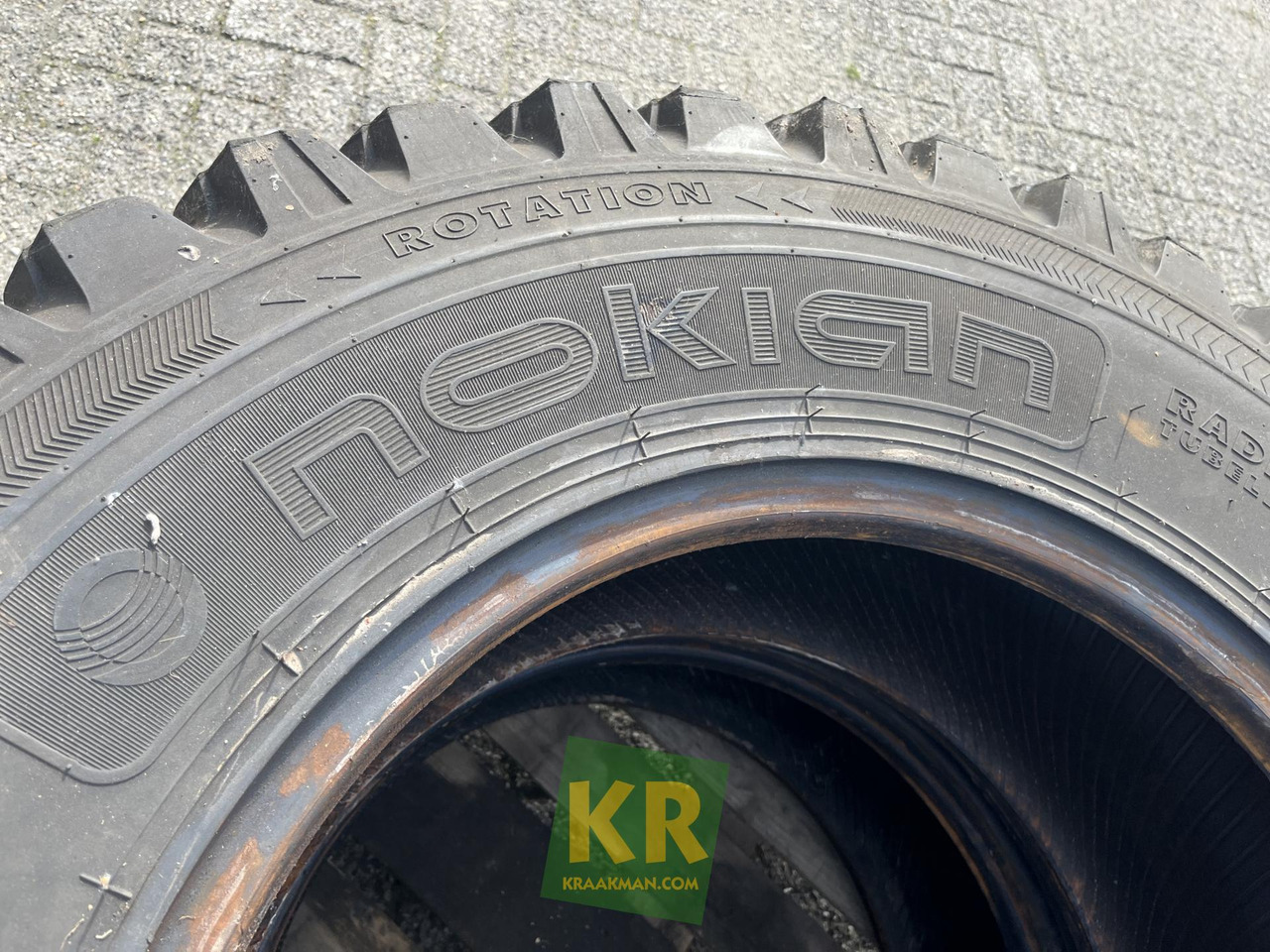 Nokian 360/80R24 Tri 2 Onbekend merk  - Band voor Landbouwmachine: afbeelding 4 Nokian 360/80R24 Tri 2 Onbekend merk  - Band voor Landbouwmachine: afbeelding 4