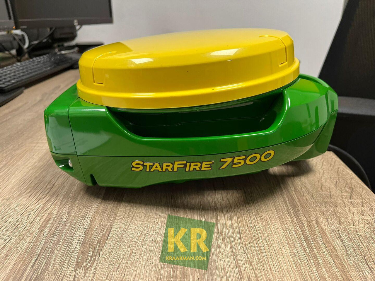 STARFIRE 7500 RECEIVER John Deere - Navigatiesysteem: afbeelding 2 STARFIRE 7500 RECEIVER John Deere - Navigatiesysteem: afbeelding 2