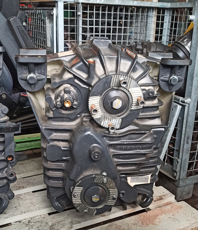 MERCEDES-BENZ VG1700 VG 1700 ATEGO ACTROS AXOR 4x4 6x6 - Transmissie voor Vrachtwagen: afbeelding 1 MERCEDES-BENZ VG1700 VG 1700 ATEGO ACTROS AXOR 4x4 6x6 - Transmissie voor Vrachtwagen: afbeelding 1