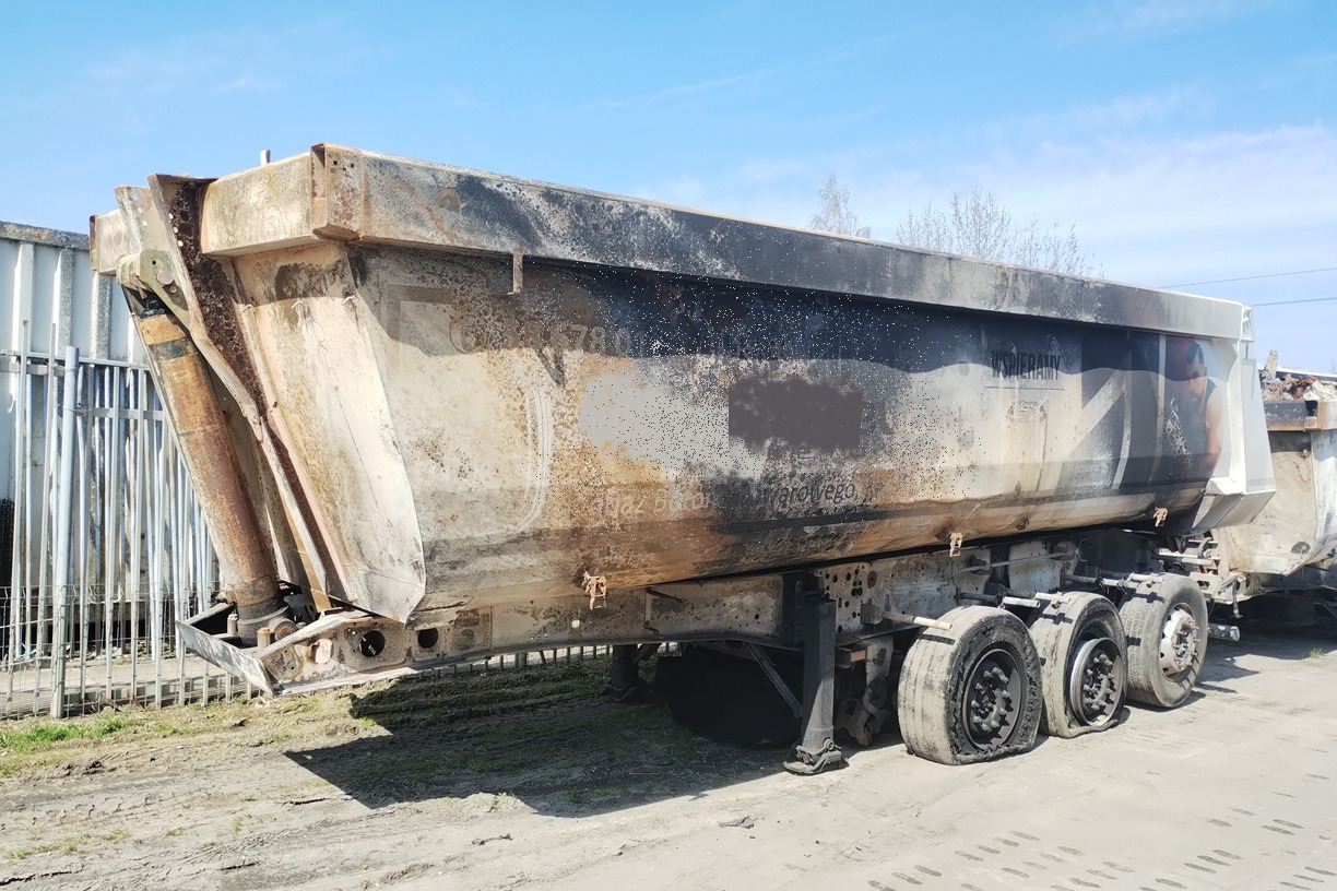 SCHMITZ CARGOBULL GOTHA 26 m3 SGF S3  2015 - Kipper oplegger: afbeelding 2 SCHMITZ CARGOBULL GOTHA 26 m3 SGF S3  2015 - Kipper oplegger: afbeelding 2