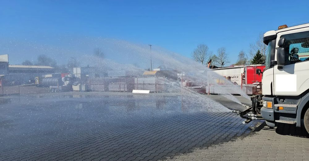 Scania SCANIA P360 Myjka drogowa - Vuilniswagen: afbeelding 2 Scania SCANIA P360 Myjka drogowa - Vuilniswagen: afbeelding 2