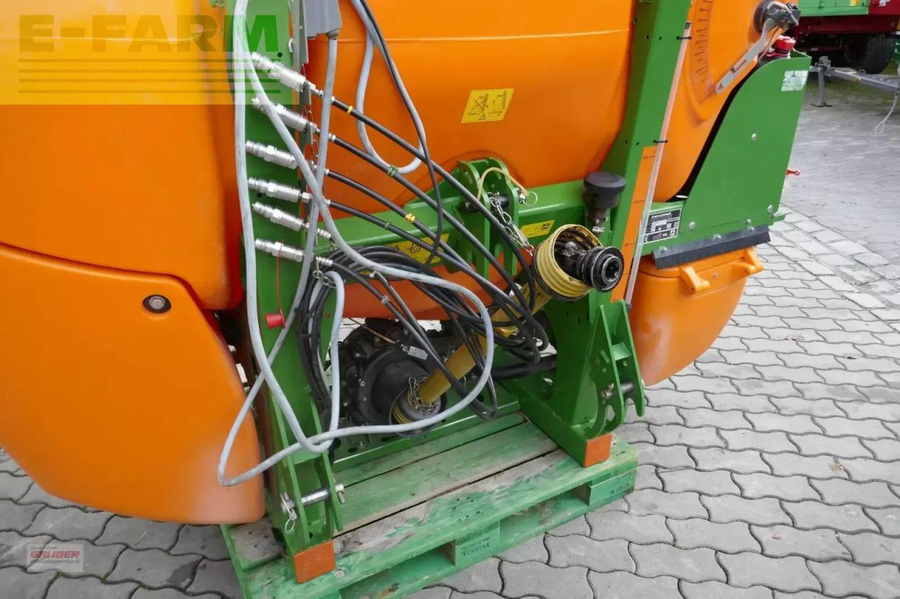 Amazone uf 1201 - Getrokken veldspuit: afbeelding 3 Amazone uf 1201 - Getrokken veldspuit: afbeelding 3