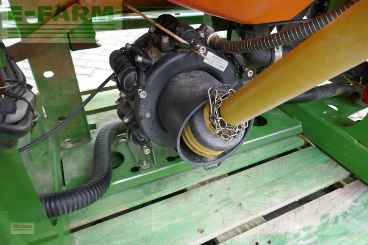 Amazone uf 1201 - Getrokken veldspuit: afbeelding 4 Amazone uf 1201 - Getrokken veldspuit: afbeelding 4