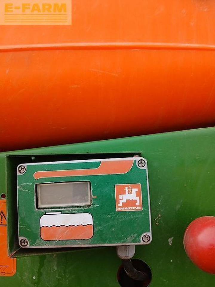 Amazone uf 1501 - Getrokken veldspuit: afbeelding 4 Amazone uf 1501 - Getrokken veldspuit: afbeelding 4