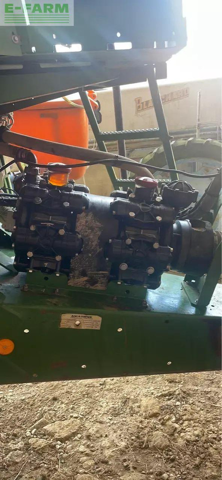 Getrokken veldspuit Amazone ux 4200 super premium: afbeelding 6