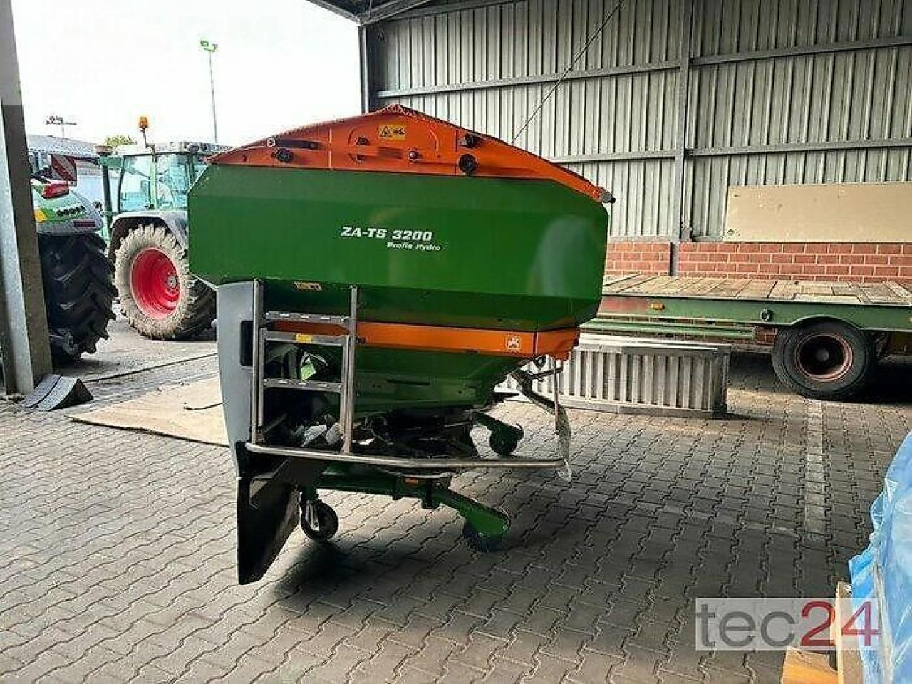 Amazone za-ts 3200 hydro - Kunstmeststrooier: afbeelding 2 Amazone za-ts 3200 hydro - Kunstmeststrooier: afbeelding 2
