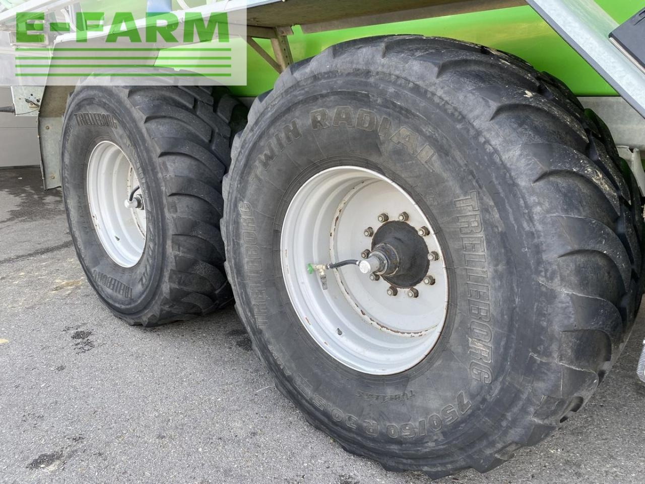 Bauer poly 185 tl - Mesttank: afbeelding 2 Bauer poly 185 tl - Mesttank: afbeelding 2