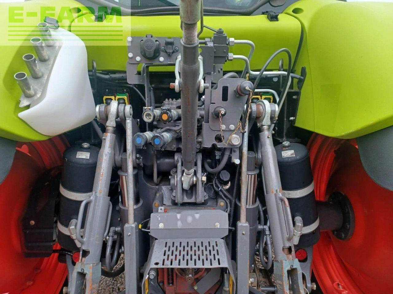 CLAAS ARION 420 CLASSIC - Tractor: afbeelding 2 CLAAS ARION 420 CLASSIC - Tractor: afbeelding 2