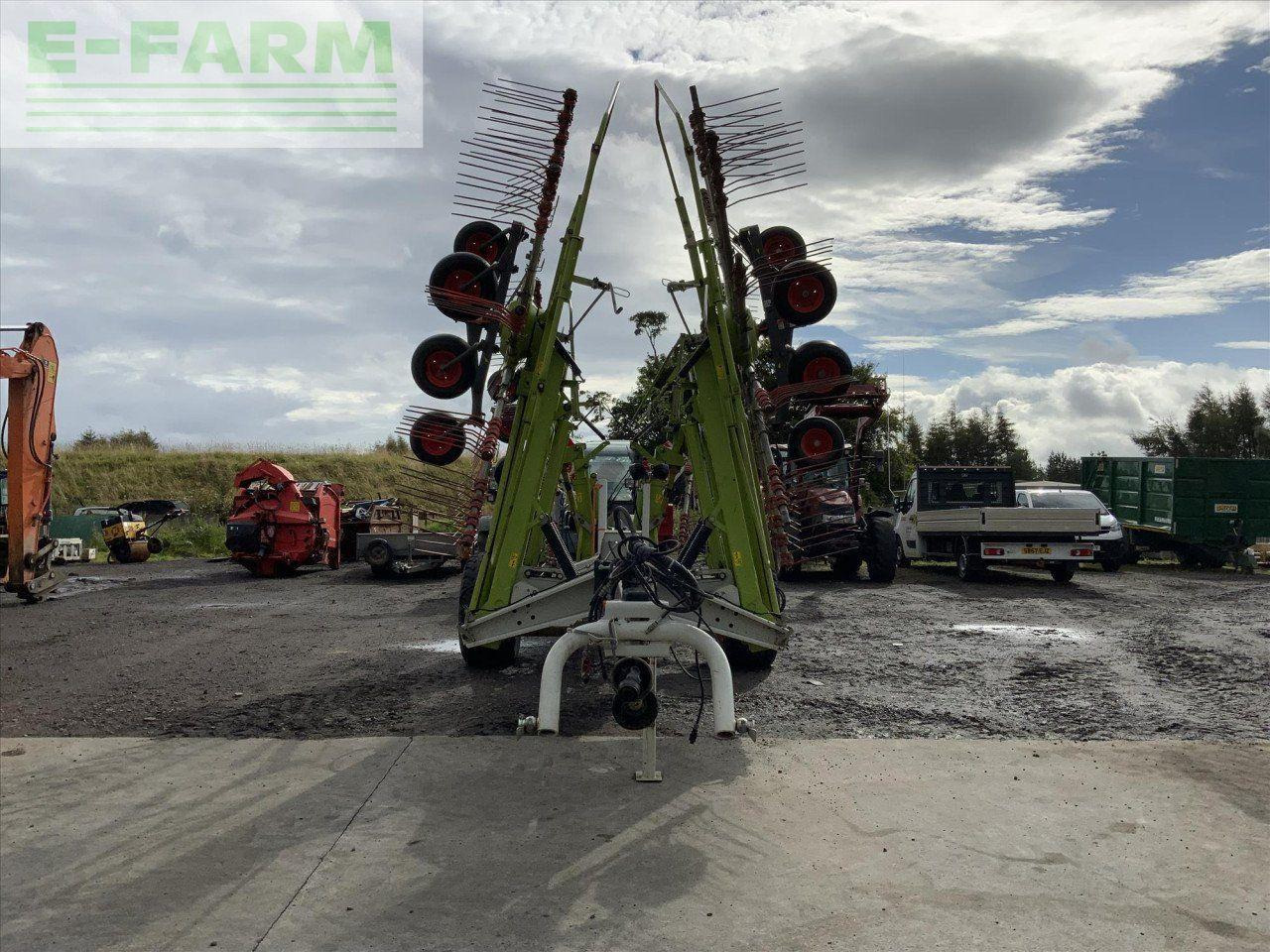 CLAAS USED LINER 3600 - Hooischudder: afbeelding 2 CLAAS USED LINER 3600 - Hooischudder: afbeelding 2