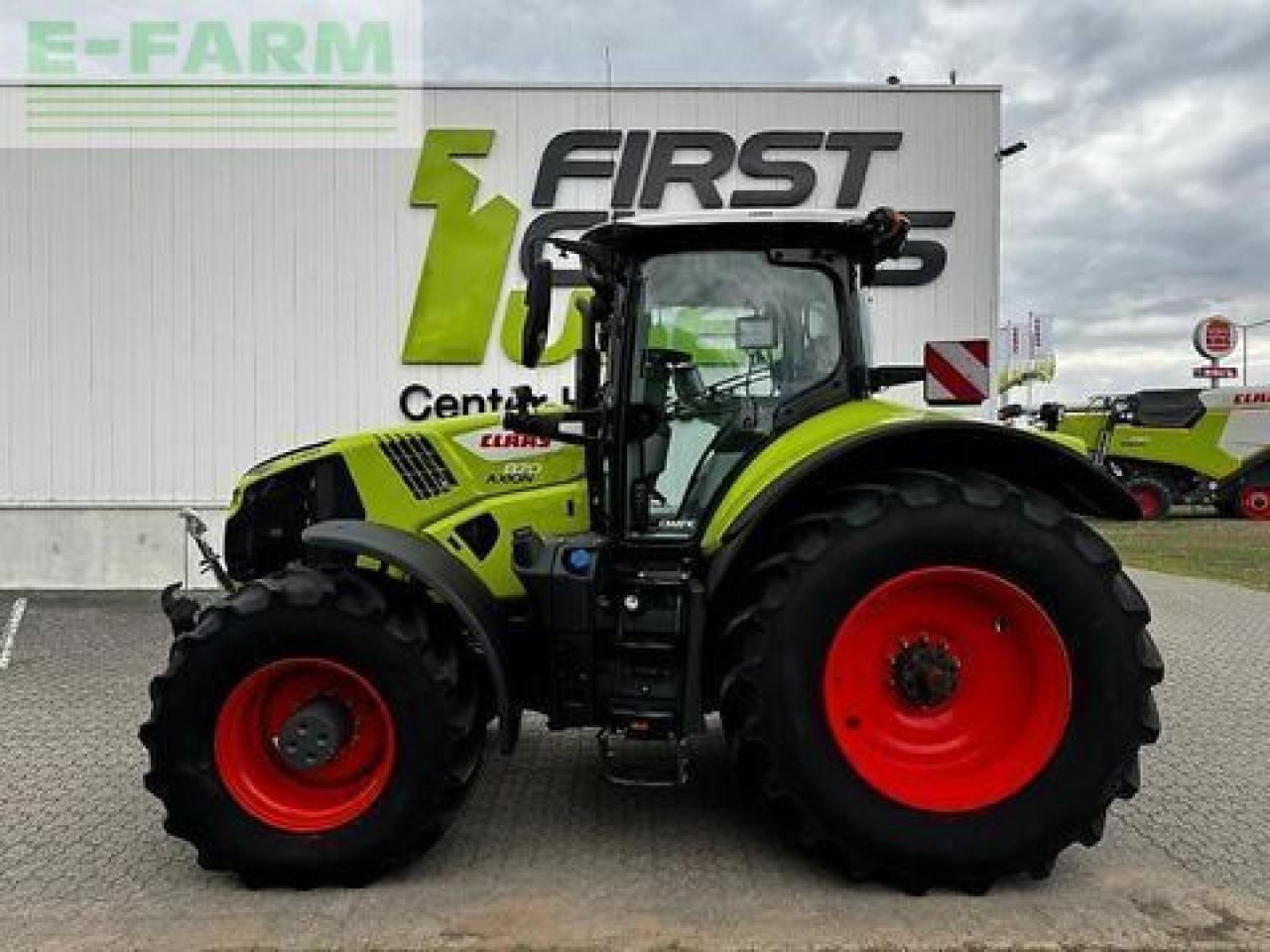 CLAAS axion 870 - Tractor: afbeelding 2 CLAAS axion 870 - Tractor: afbeelding 2