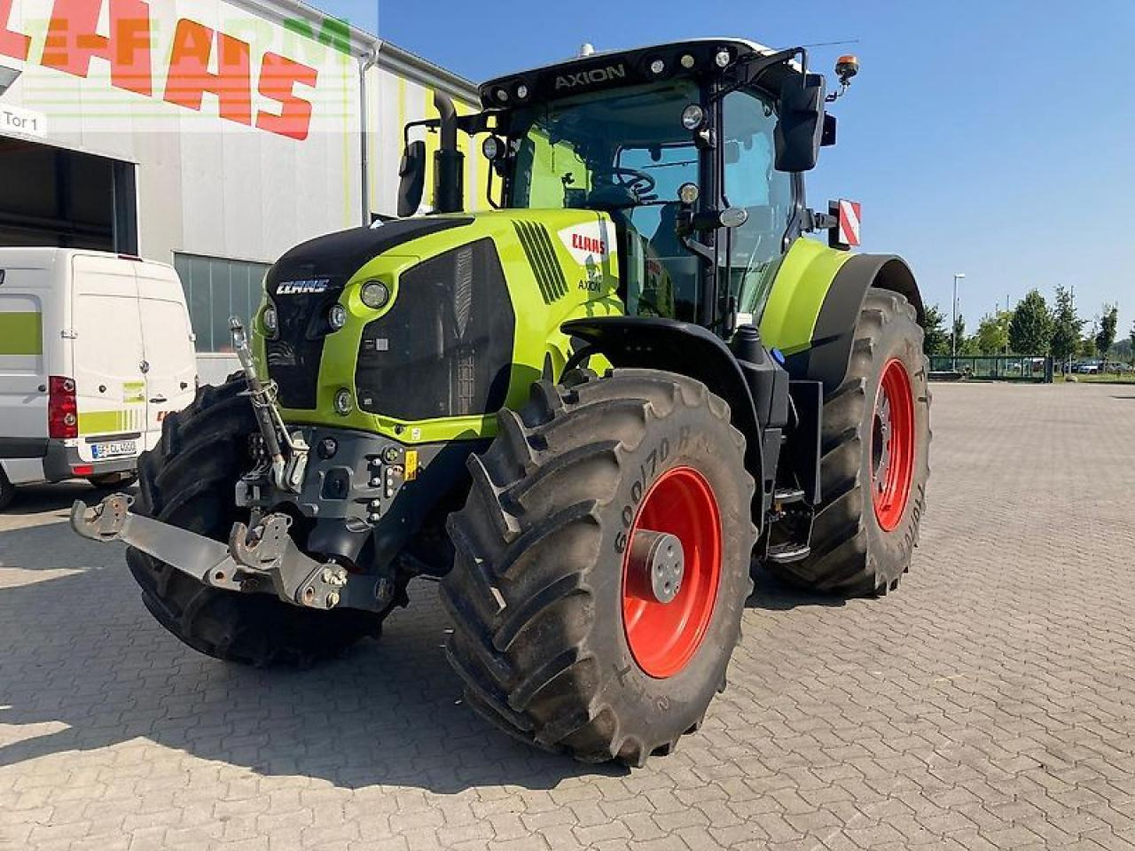 CLAAS axion 870 cmatic CMATIC - Tractor: afbeelding 2 CLAAS axion 870 cmatic CMATIC - Tractor: afbeelding 2