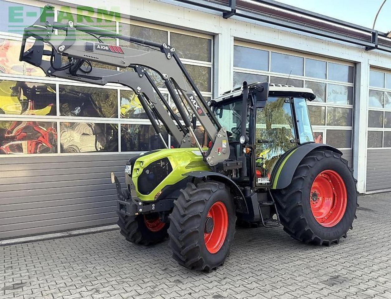 CLAAS axos 240 advanced + mx a106 - Tractor: afbeelding 1 CLAAS axos 240 advanced + mx a106 - Tractor: afbeelding 1