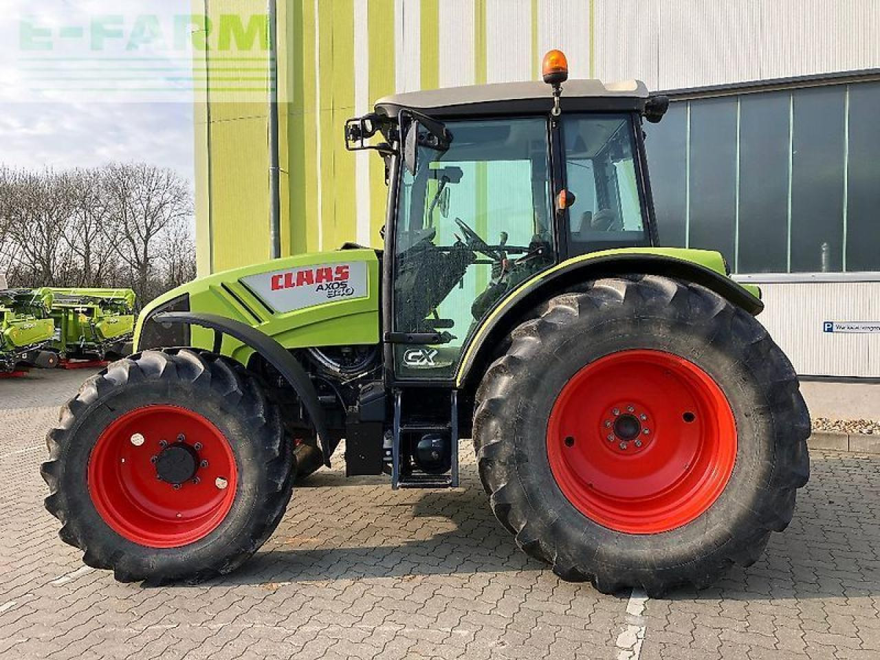 CLAAS axos 340 cx CX - Tractor: afbeelding 2 CLAAS axos 340 cx CX - Tractor: afbeelding 2