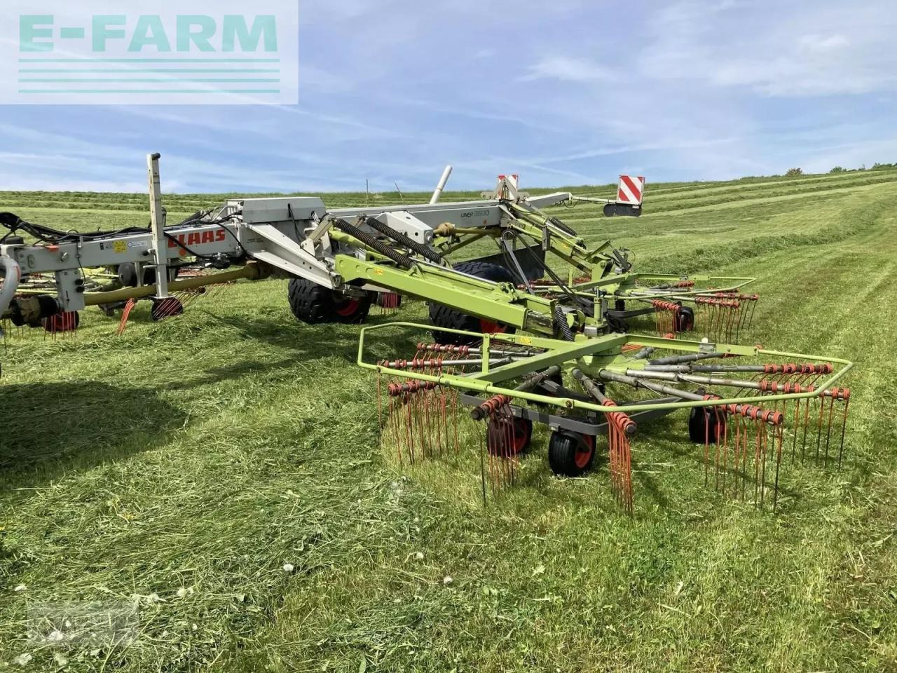 CLAAS liner 3600 comfort - Hooischudder: afbeelding 1 CLAAS liner 3600 comfort - Hooischudder: afbeelding 1