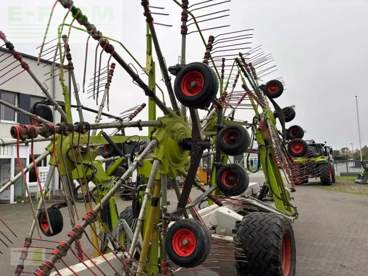 CLAAS liner 3600 comfort - Hooischudder: afbeelding 3 CLAAS liner 3600 comfort - Hooischudder: afbeelding 3