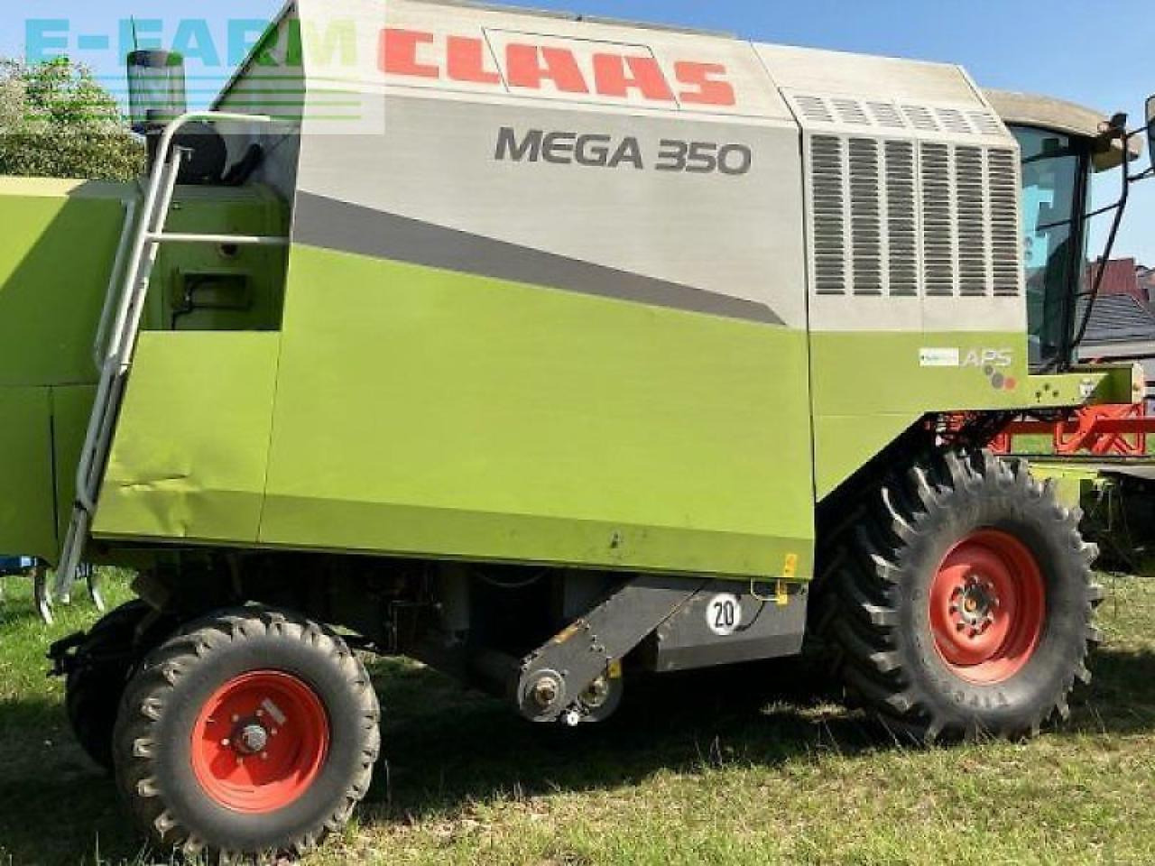 CLAAS mega 350 - Maaidorser: afbeelding 2 CLAAS mega 350 - Maaidorser: afbeelding 2