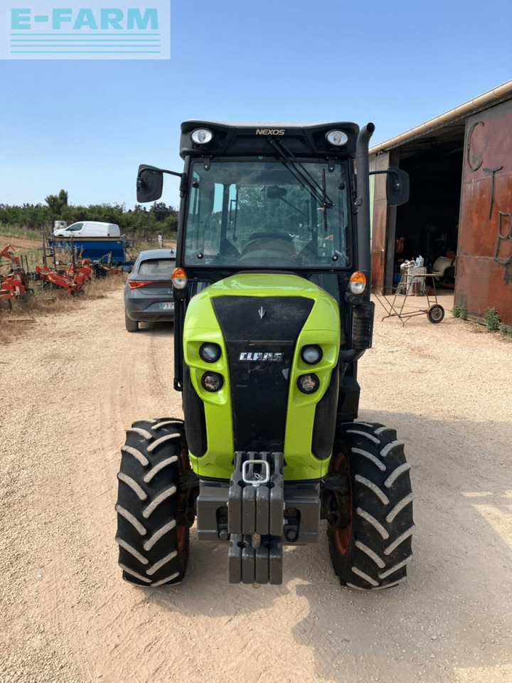 CLAAS nexos 230 m - Tractor: afbeelding 3 CLAAS nexos 230 m - Tractor: afbeelding 3