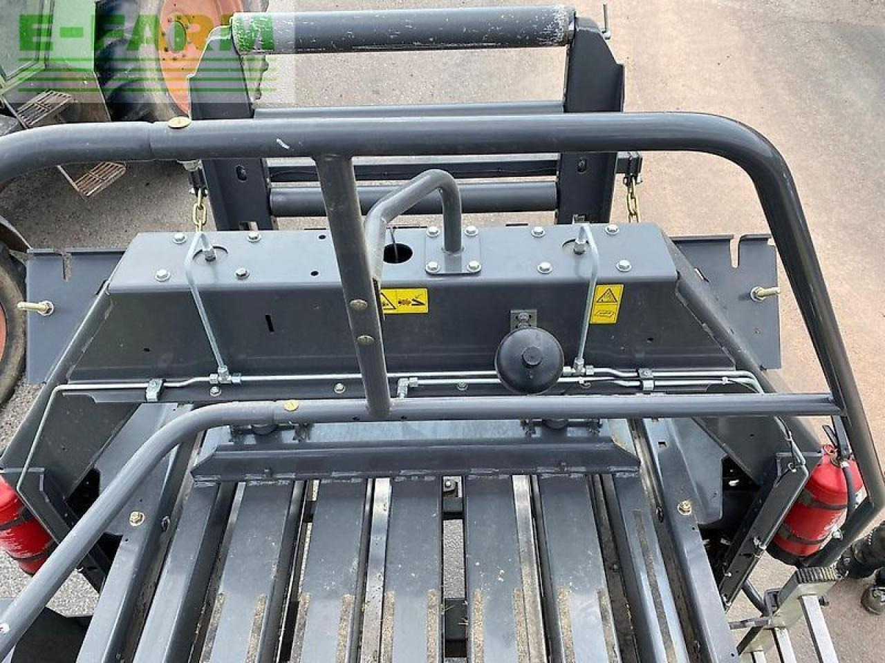 CLAAS quadrant 5300 fc tandem sofort einsatzbereit - Vierkante balenpers: afbeelding 4 CLAAS quadrant 5300 fc tandem sofort einsatzbereit - Vierkante balenpers: afbeelding 4