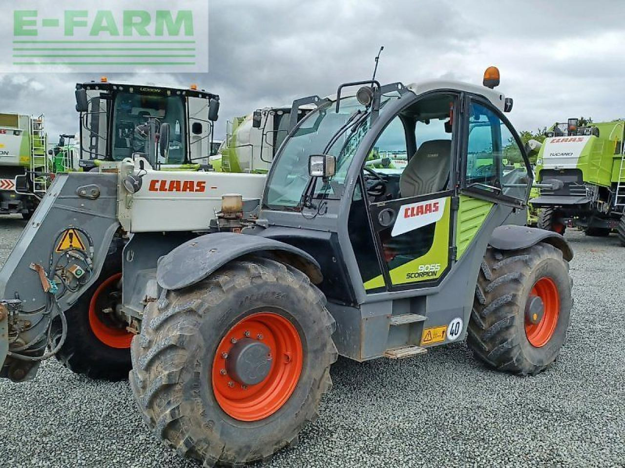 CLAAS scorpion 9055 varipower - Verreiker: afbeelding 1 CLAAS scorpion 9055 varipower - Verreiker: afbeelding 1